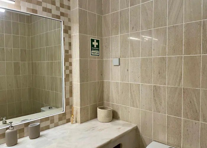 Rosamar Sea View And Pool Apartment