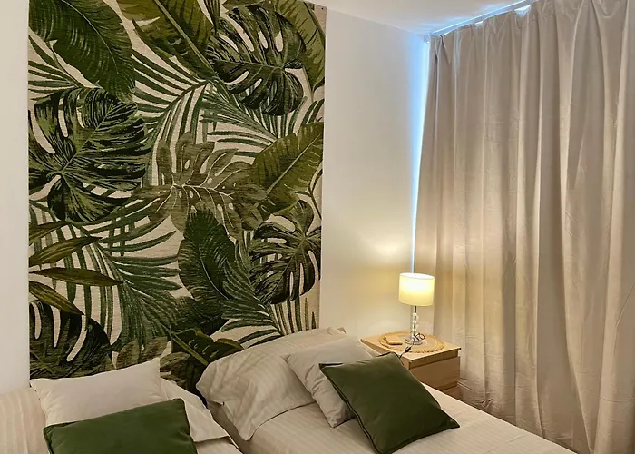 Rosamar Sea View And Pool Apartment *